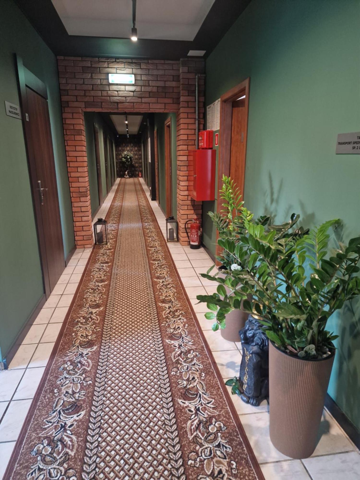 Czarna Perla Hostel Wroclaw Exterior photo